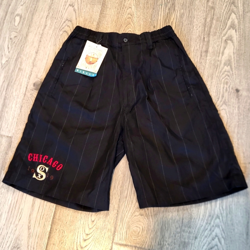 NWT Cooperstown Collection Chicago White Sox 1919 Shorts Size Large - 10…